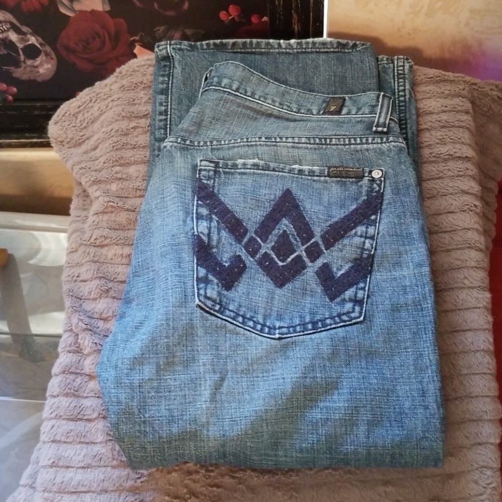Women's 7 For All Mankind 'A' pkt Jean's. Size 32